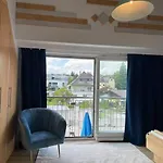 Lakeside Serenity Apartment
