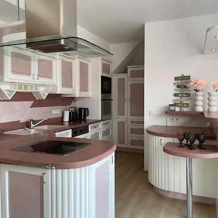 Lakeside Serenity * Velden am Wörthersee